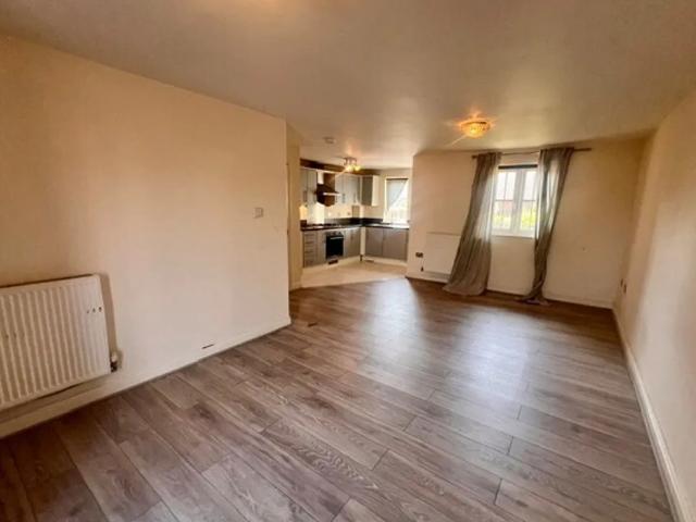 Flat for rent in Falcon Lodge, Wales