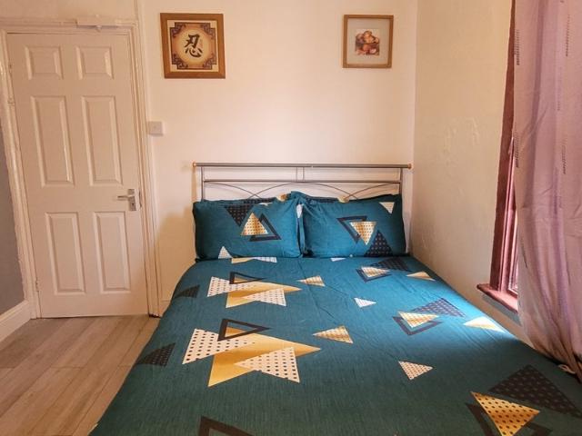 Flat for rent in Glyndon, Greater London