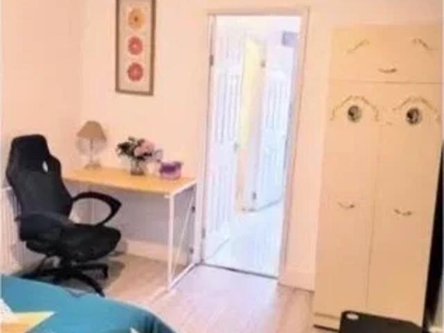 Flat for rent in Glyndon, Greater London