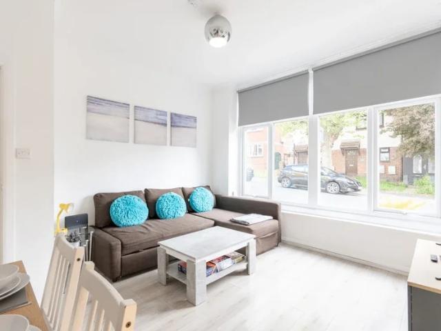 Flat for rent in Alton Barnes, Essex