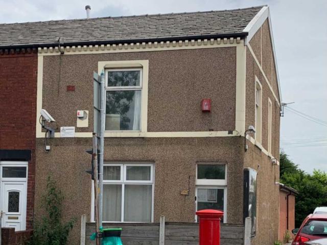 Flat for rent in Lee Bank, Greater Manchester