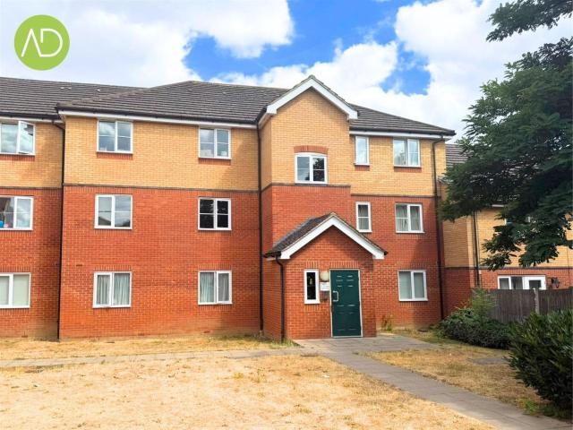 Flat for rent in Broxbourne, Hertfordshire