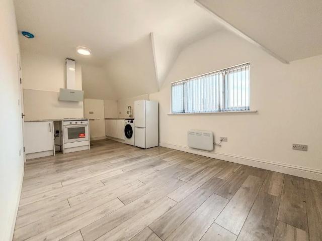 Flat for rent in Castlefield, Cressex