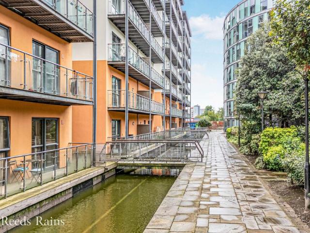 Flat for rent in New Islington, Manchester