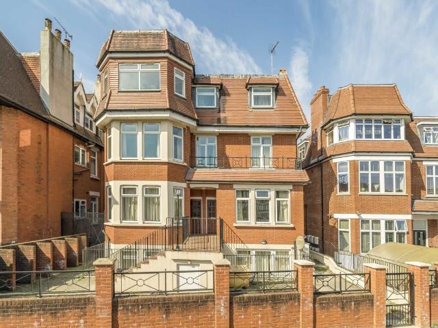 Flat for rent in Streatham, Streatham