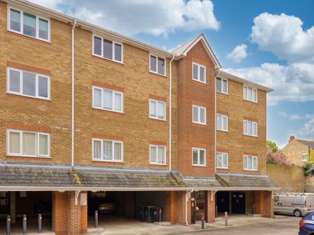 Flat for rent in St. Peter's, Acol