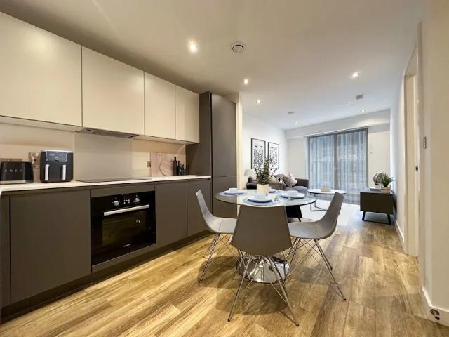 Flat for rent in City Centre, Georgia