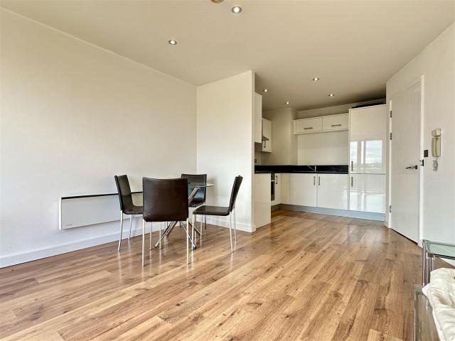 Flat for rent in Cultural Industries Quarter, Sheffield