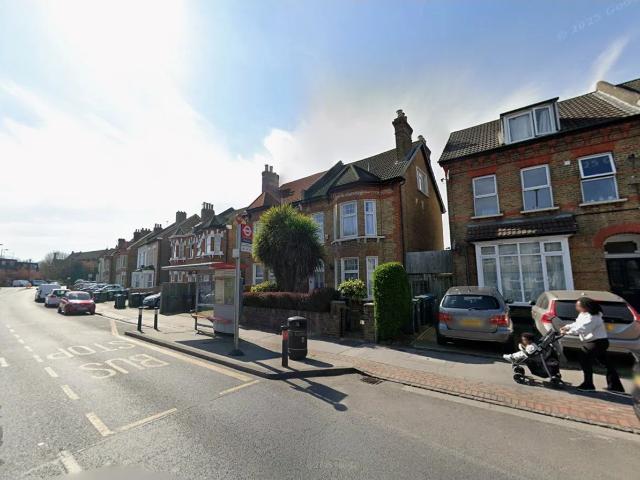 Flat for rent in London Borough of Croydon, Greater London