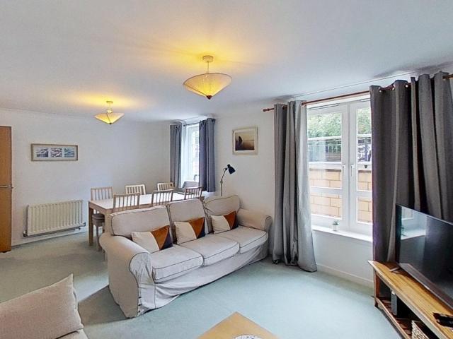 Flat for rent in Canonmills, Scotland