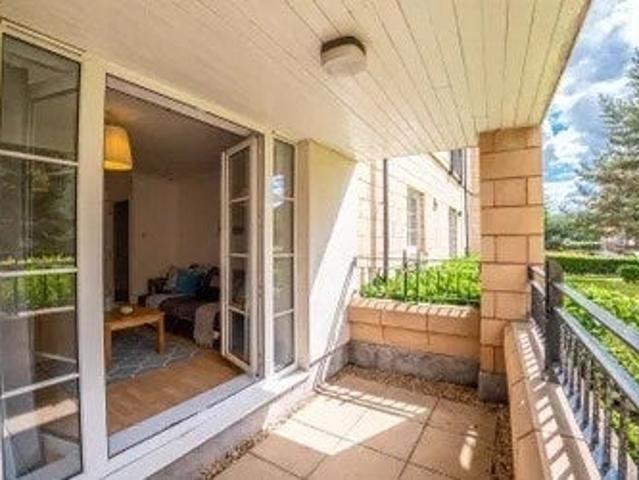 Room for rent in Canonmills, City of Edinburgh