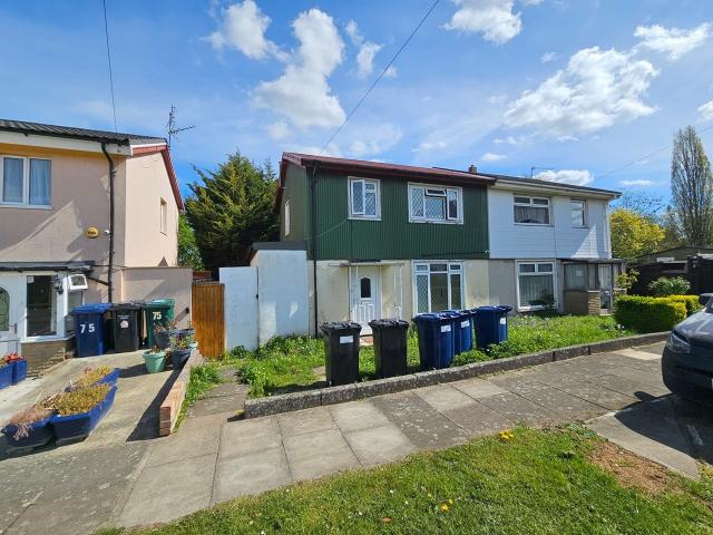 Flat for rent in Brent Cross, Greater London