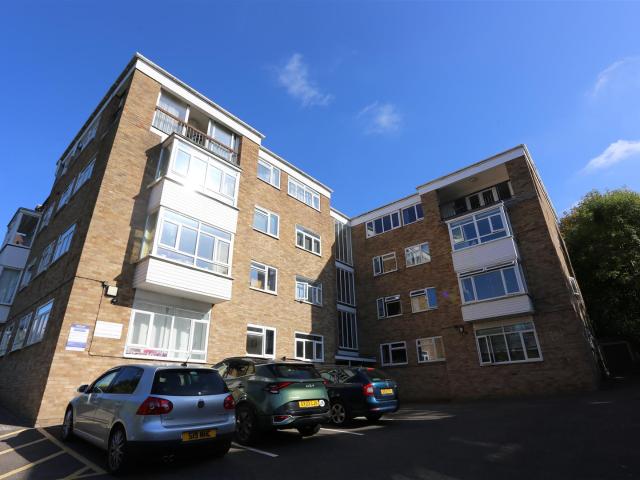 Flat for rent in Round Hill, Brighton