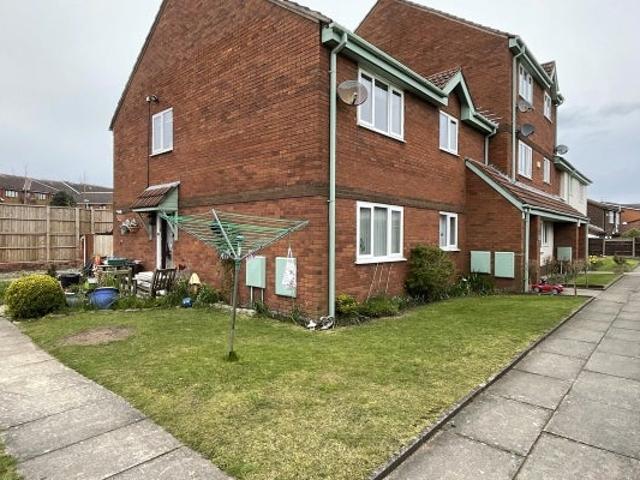 Flat for rent in Meols Cop, Southport