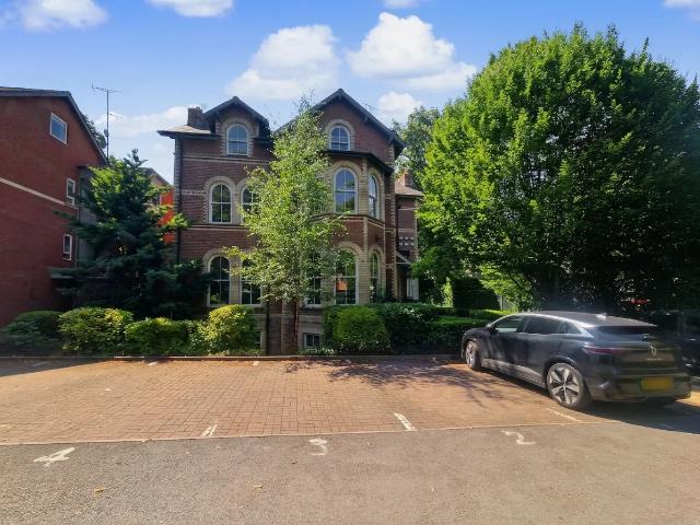 Flat for rent in Heaton Park, Bury
