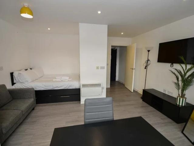 Flat for rent in Heeley, South Yorkshire