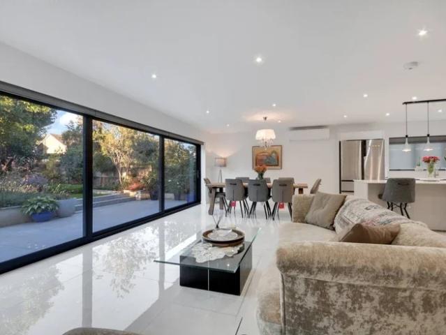 House for rent in Navestock Side, Essex