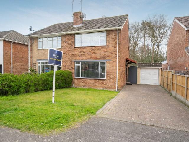 Flat for rent in Winkfield
