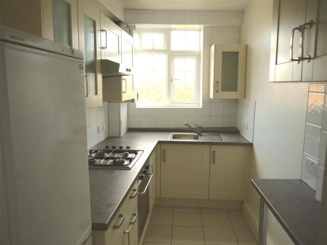 Flat for rent in London Borough of Barnet, Greater London