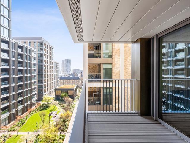 Flat for rent in Battersea, Greater London