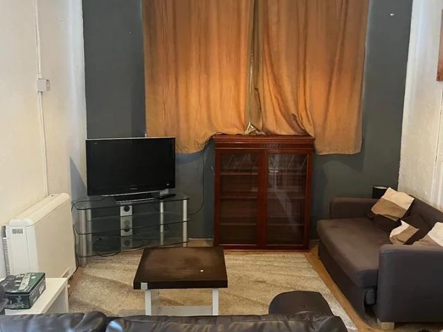 Flat for rent in London Borough of Hounslow, Feltham