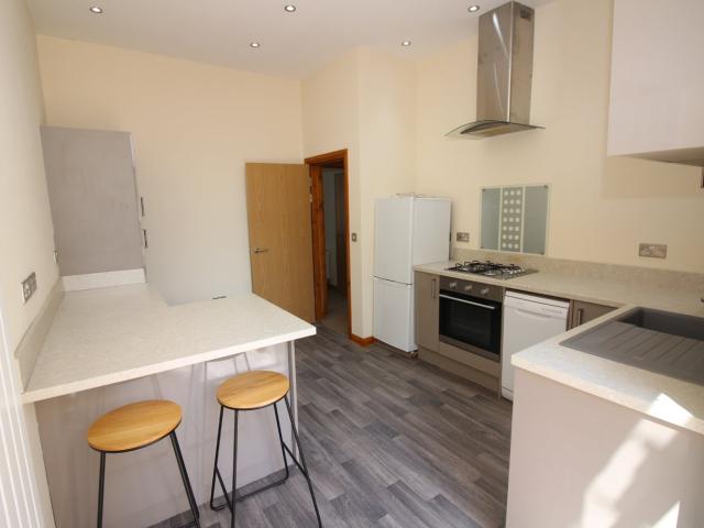 Flat for rent in Plasnewydd, Falcon Lodge