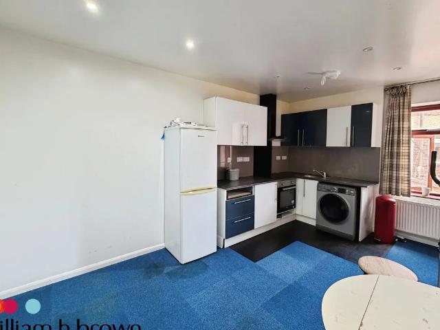 Flat for rent in Key Street, Suffolk