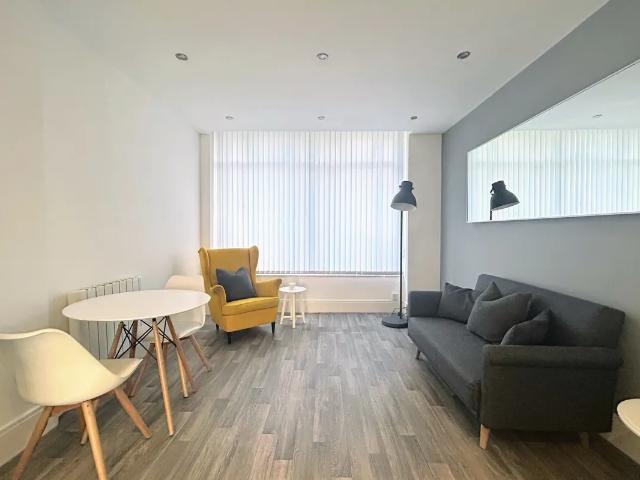 Flat for rent in Key Street, Suffolk