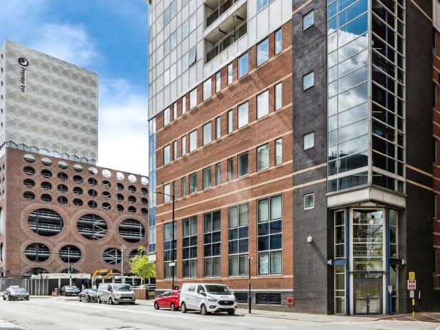 Flat for rent in City Centre, Georgia