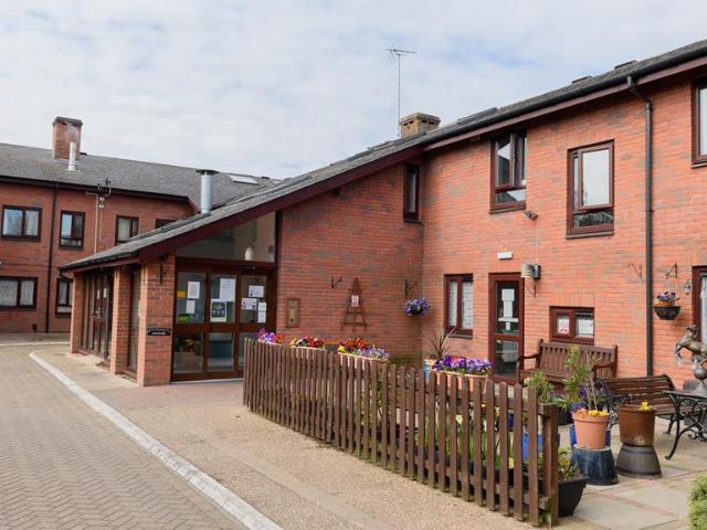 Flat for rent in Binley, West Midlands