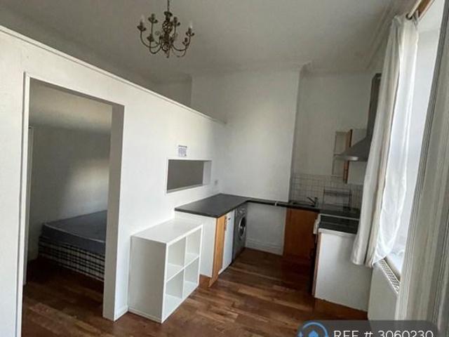 Flat for rent in Kenwood, Sheffield