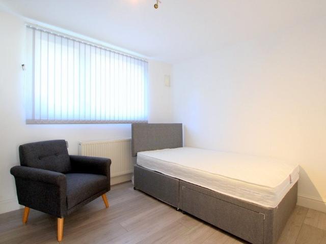 Flat for rent in Putney, Greater London