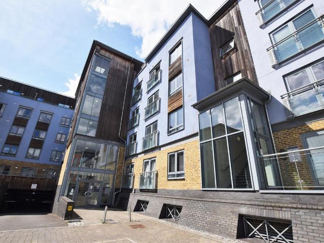 Flat for rent in Hythe, Fordham Heath