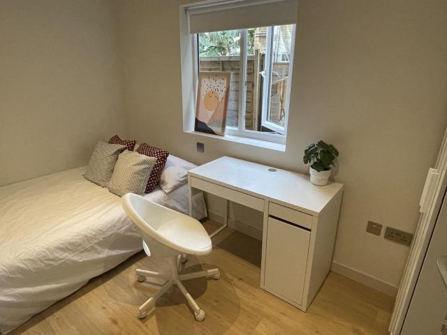 Flat for rent in Norbiton, Greater London