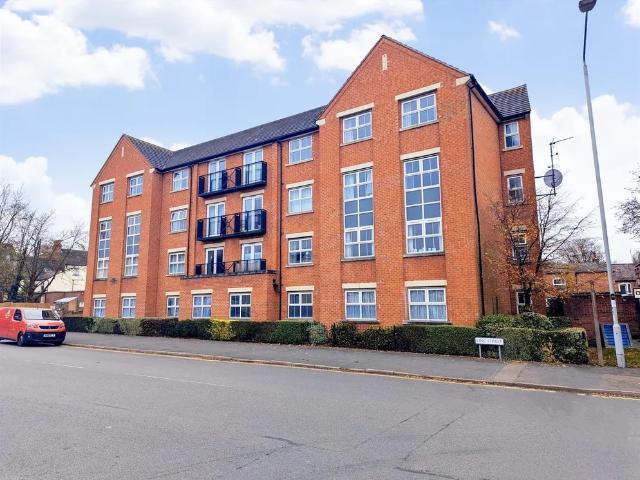 Flat for rent in Elmfield, Leicestershire