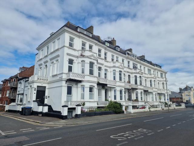Flat for rent in Middle Deal, Ash