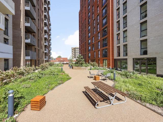 Flat for rent in Fishery, Maidenhead