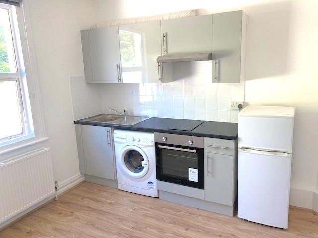 Flat for rent in Hendon Central, Greater London
