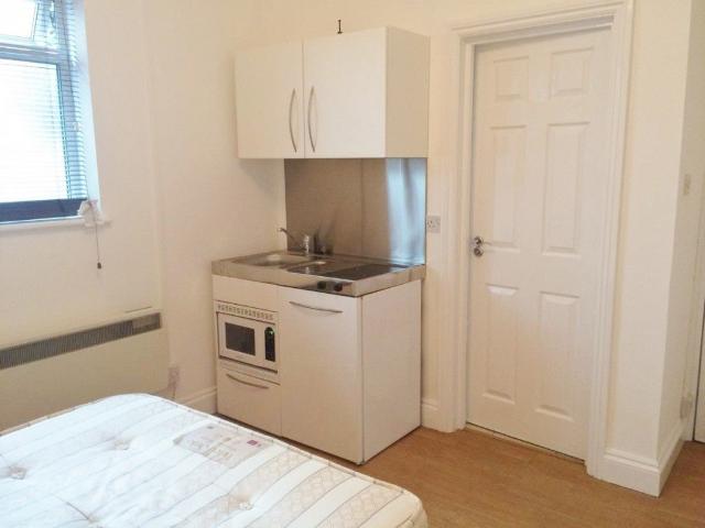 Flat for rent in Hendon Central, Greater London