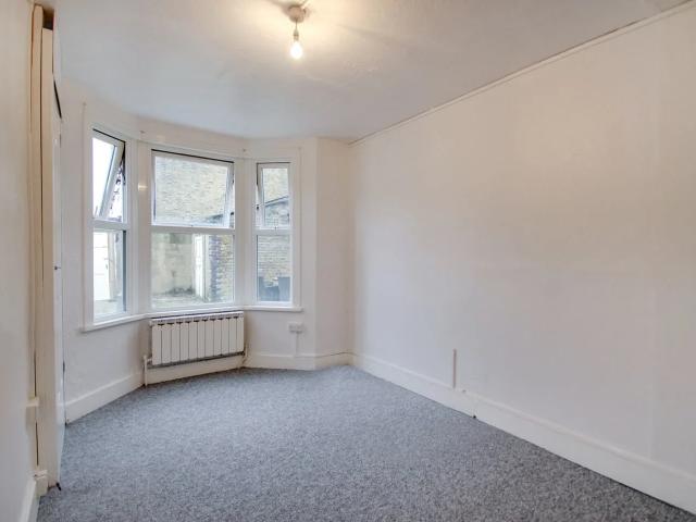 Flat for rent in Leyton, Greater London