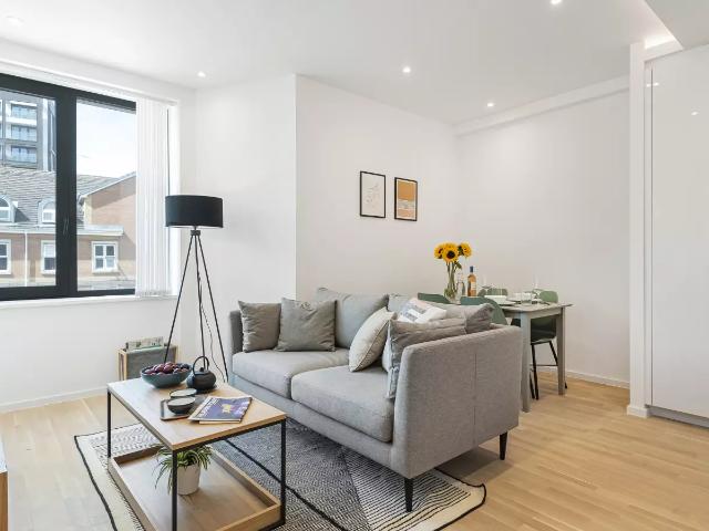 Flat for rent in Reading