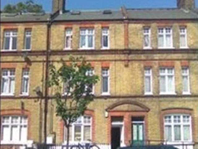 Flat for rent in Clapham Junction, Greater London
