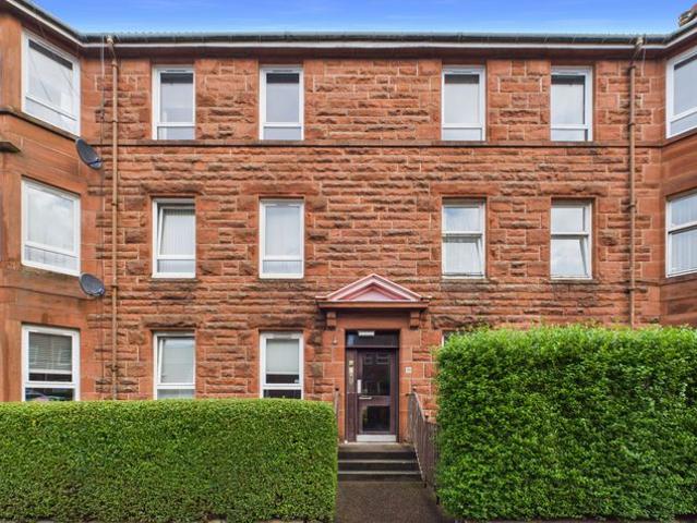 Flat for rent in Shawmoss, Glasgow