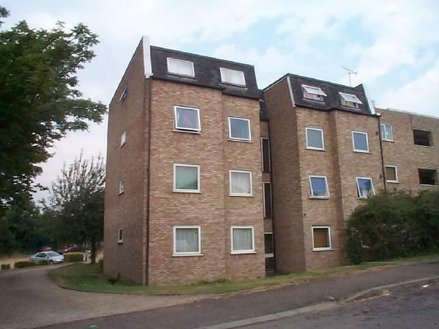 Flat for rent in Kings Hill, Colliers End