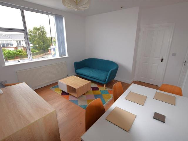 Flat for rent in Green Lane, Cheylesmore