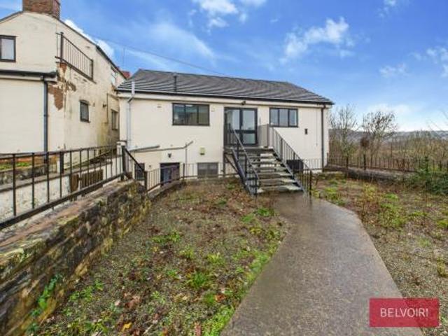 Flat for rent in Wales