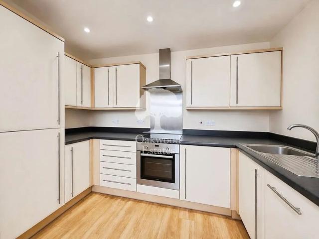 Flat for rent in Slough