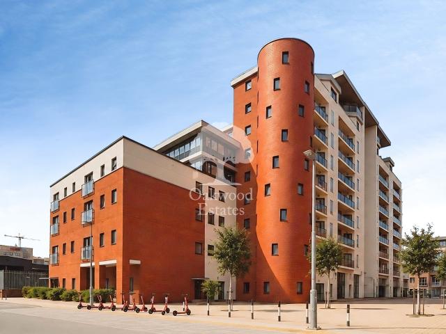 Flat for rent in Slough