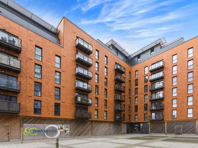 Flat for rent in Chalvey, Slough