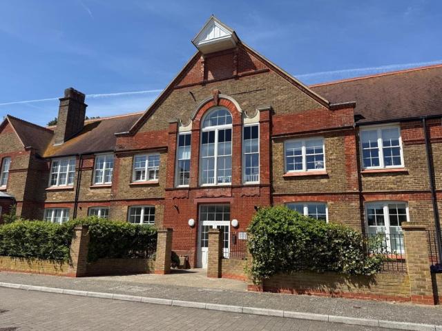 Flat for rent in Kingston Buci, Fishersgate